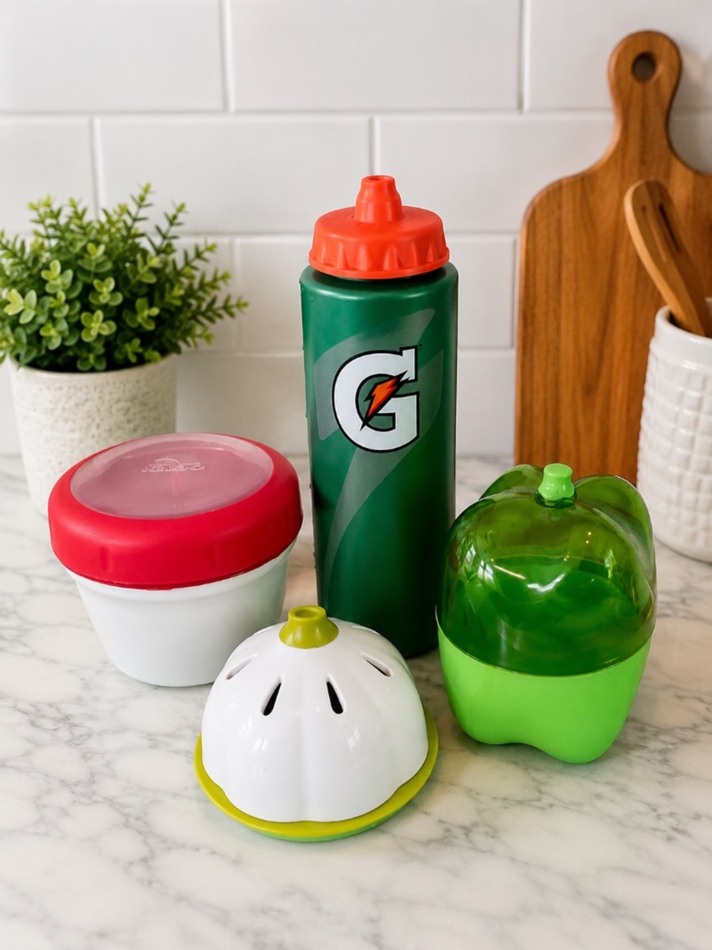 Igloo Gel freezer Lunch Bowl & Kitchen Accessories 4-Piece Bundle